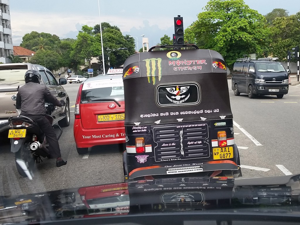 Article : Leçons de vie et de charité sur les routes du Sri Lanka